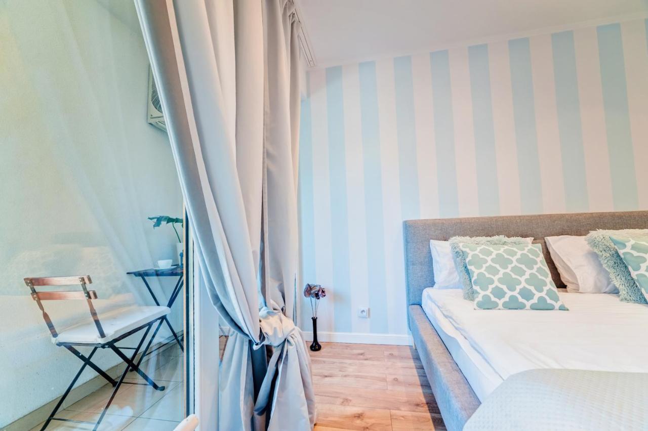 Apartamenty Homely Place Centrum - Stary Rynek - Parking Poznan Bagian luar foto